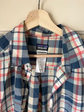 Patagonia Men’s Short-Sleeve Plaid Button-Down Shirt in Blue, White & Red